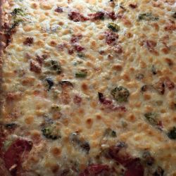 Großes gemischtes Pizzablech